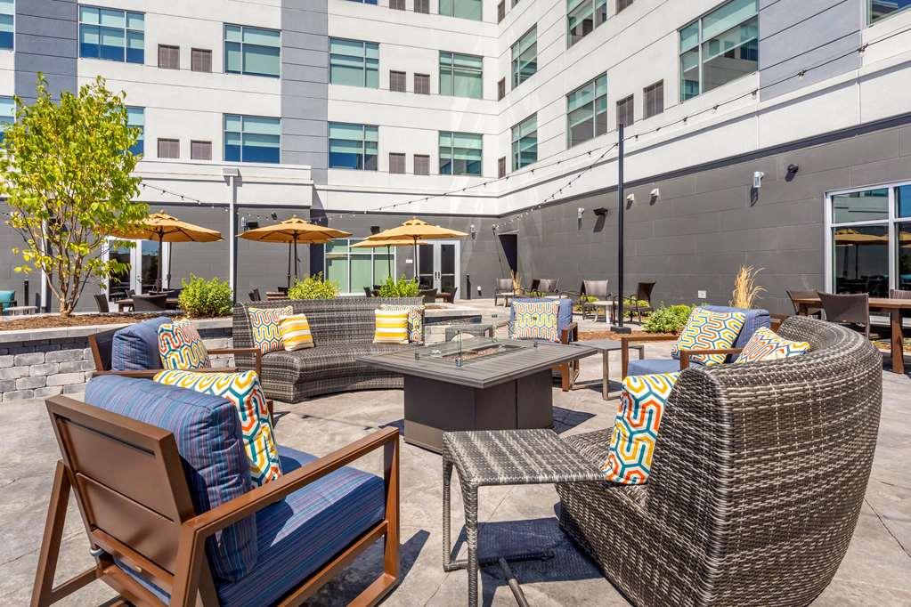 Cambria Hotel Manchester South Windsor Amenities foto